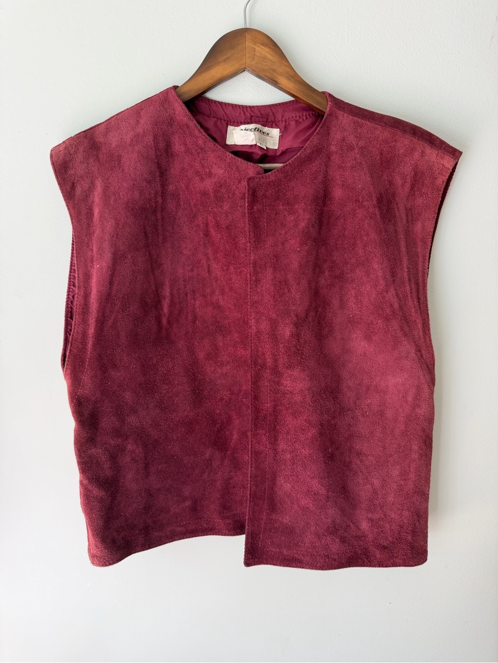 Sleeveless Suede Vest in Burgundy - Unbranded